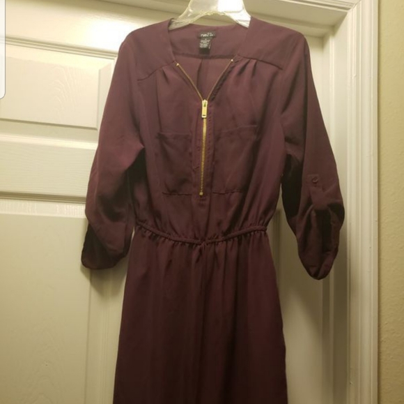 Burgundy dress - Picture 1 of 2